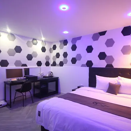 Gray Boutique Hotel